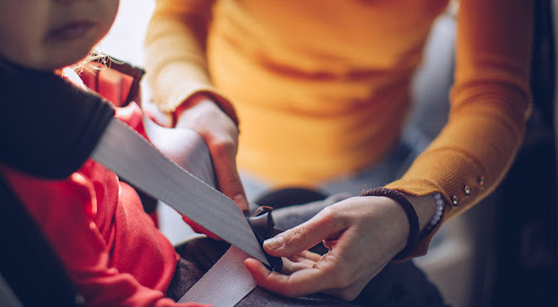 Master-Driving-School-Master-Drivers-Tips-for-Safe-Summer-Driving-buckle-up-Ontario